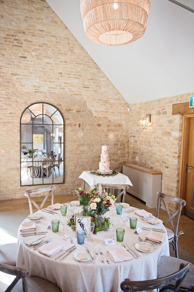 Calcot-Manor-_-Helen-&-Russel-_-Blooming-Photography-(76-of-102)