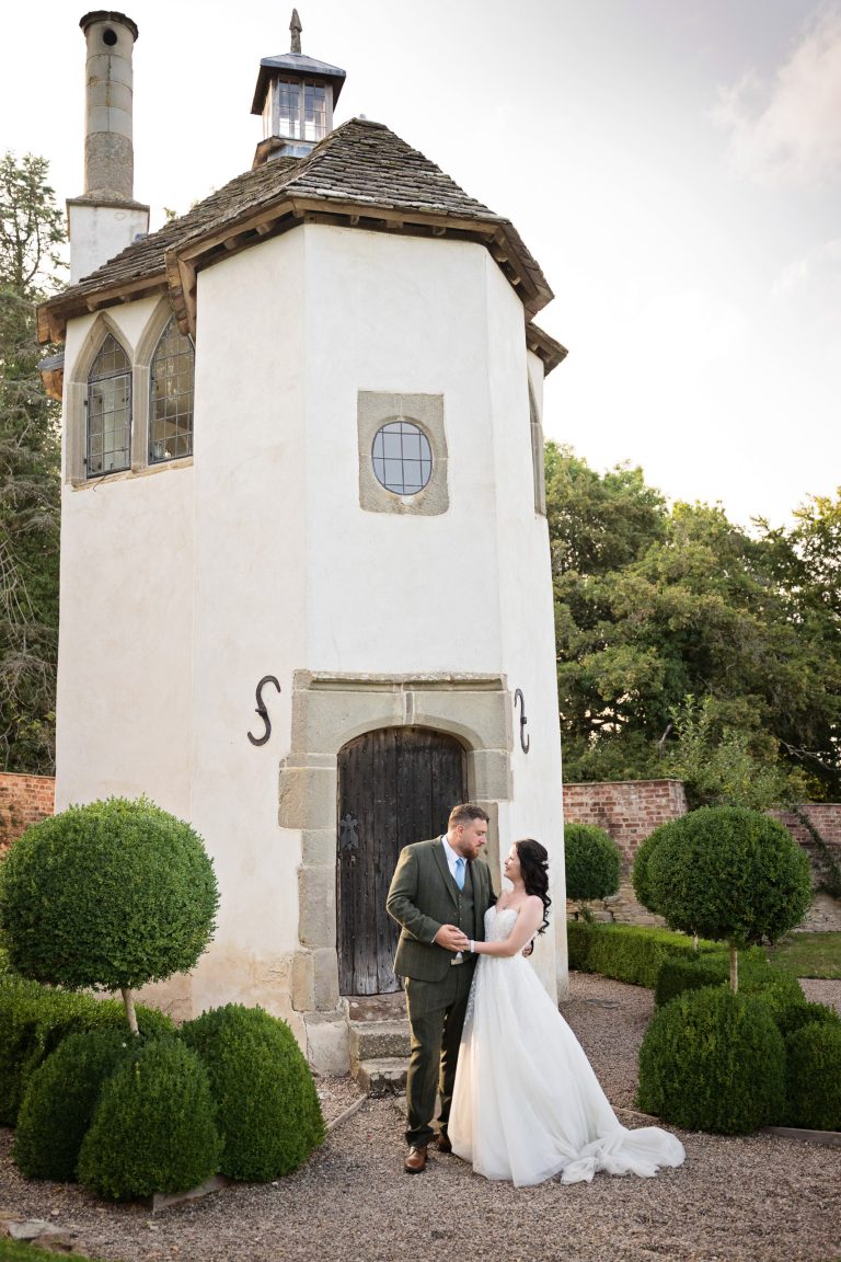 Blooming Photography capturing Homme House weddding