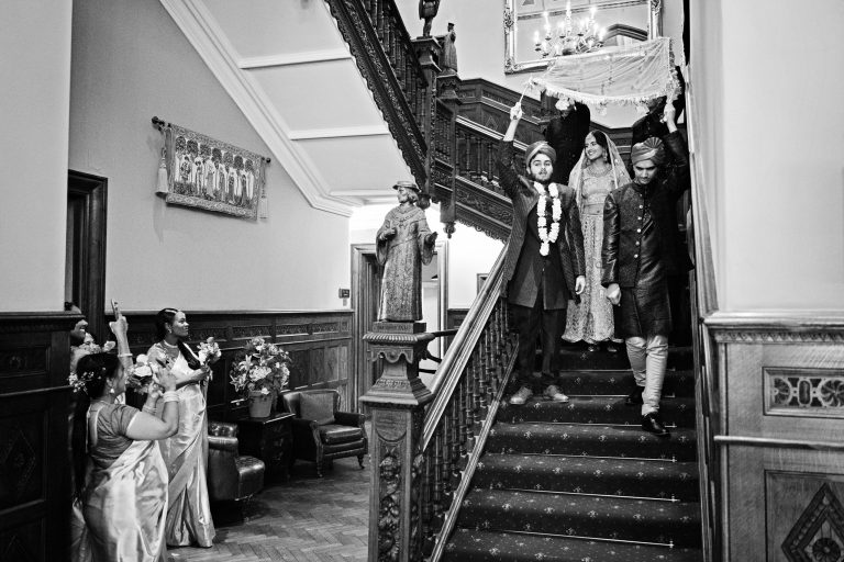 storytelling wedding photography Manor By The Lake