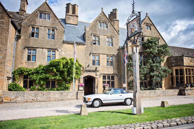 Exterior photograph of the Lygon Arms hotel.
